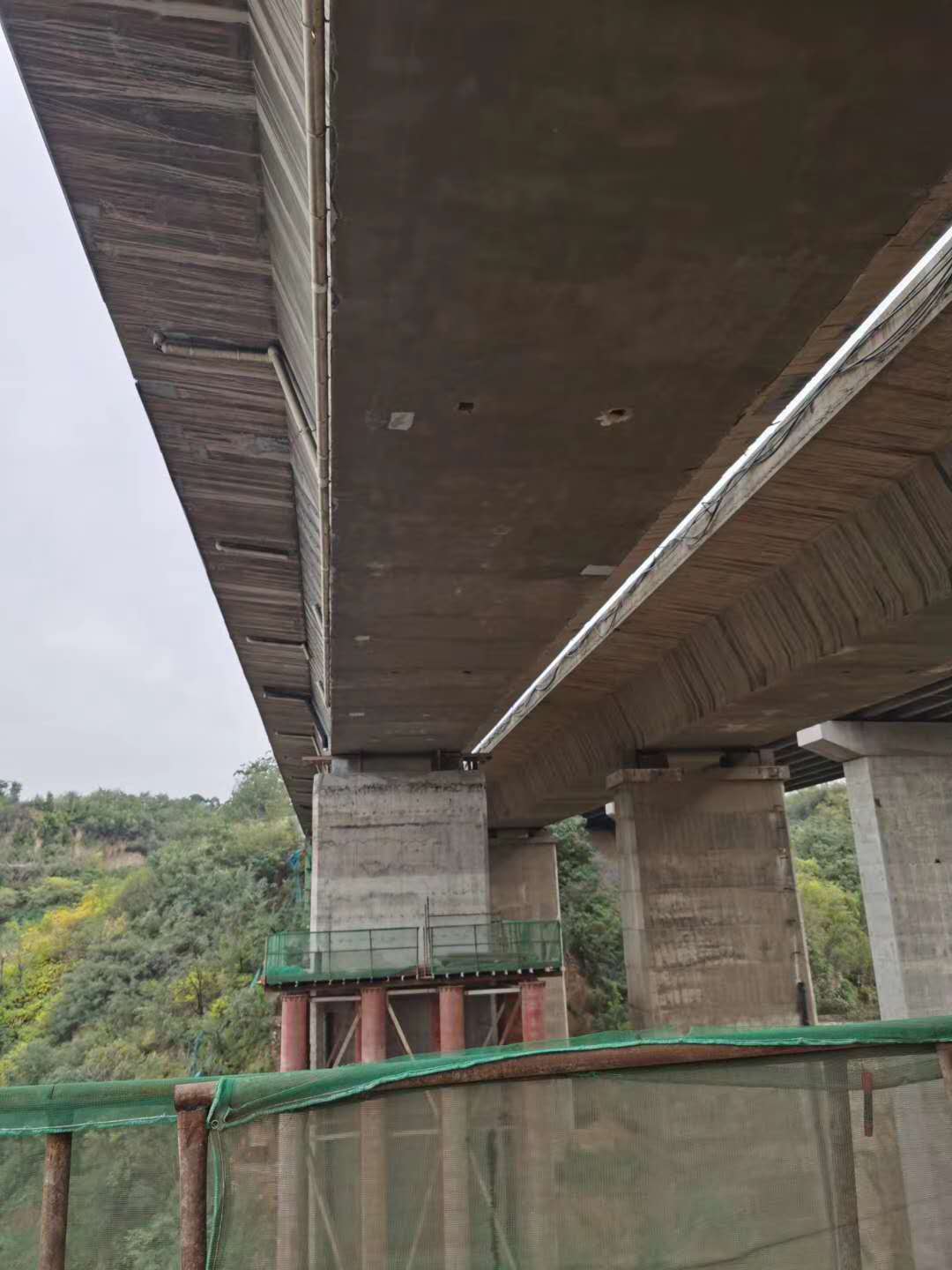 萍乡桥梁加固前制定可行设计方案图并用对施工方法